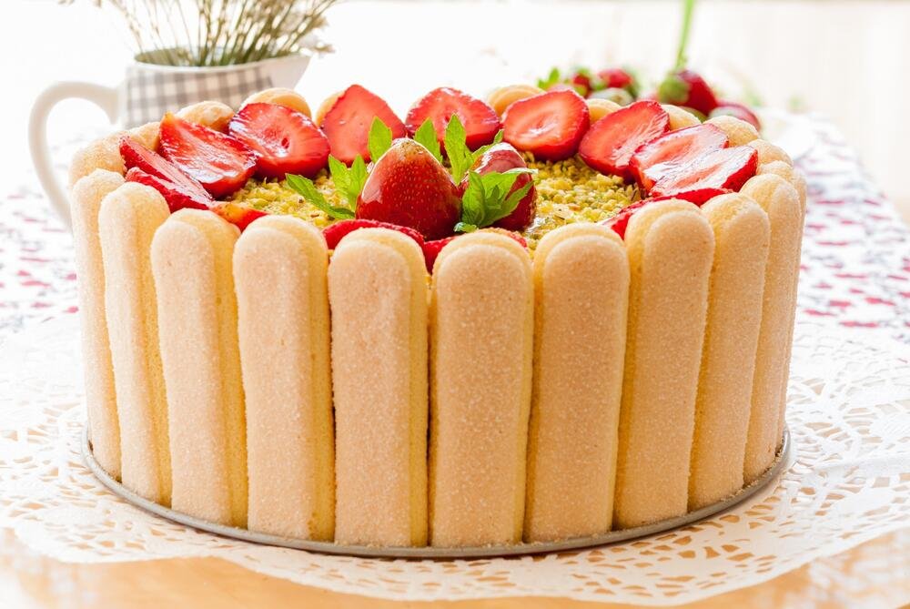 Slatka, kremasta i ne peče se: Najbolja torta sa jagodama, nema šanse da pojedete samo jedno parče, a uspeva svima