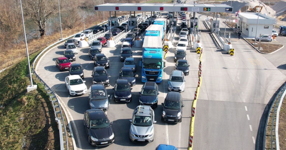 Putevi Srbije za danas najavili pojačan intenzitet saobraćaja zbog Đurđevdana