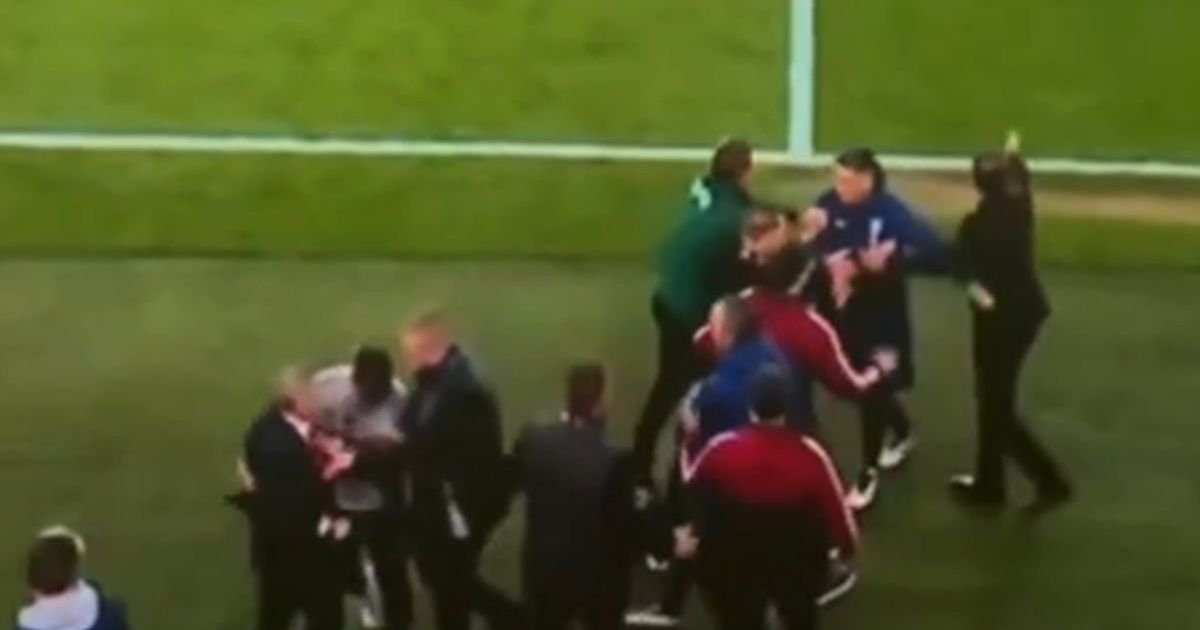 Simeone izazvao skandal posle meča Arsenal - Atletiko, pogledajte šta je uradio bivšem saradniku