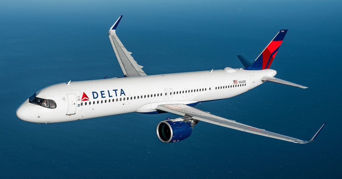 Delta ukida besplatno posluženje na kratkim letovima: Bez vode i grickalica na 450 dnevnih linija
