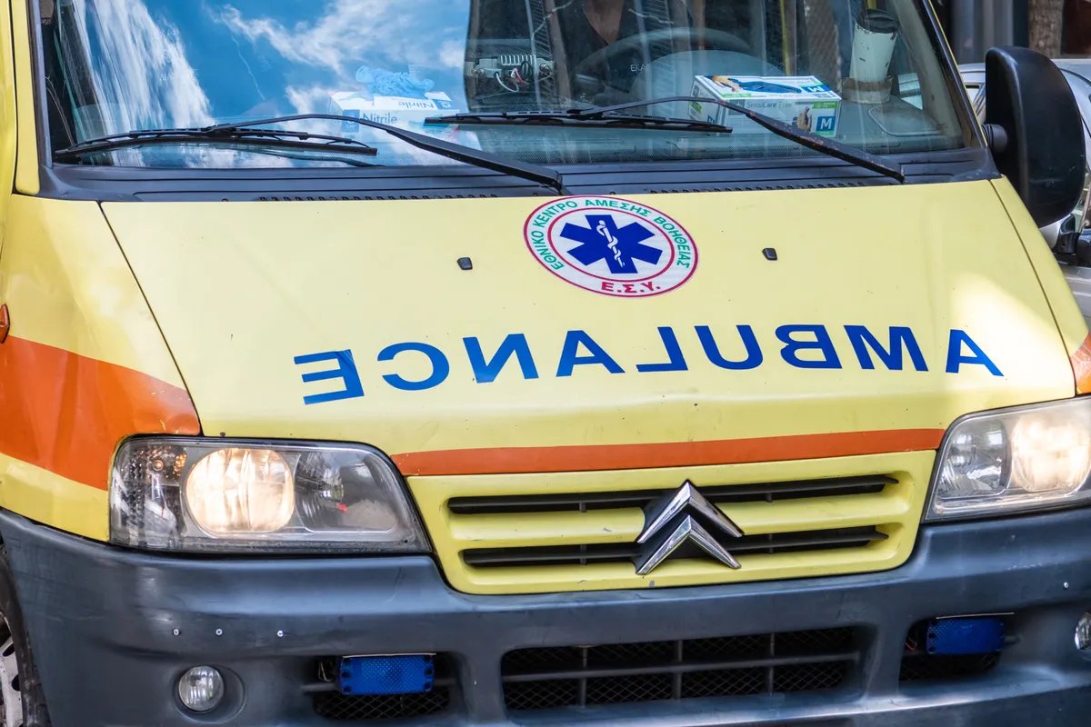 Drama u Grčkoj: Srpski monah iskočio iz kola Hitne pomoći u pokretu