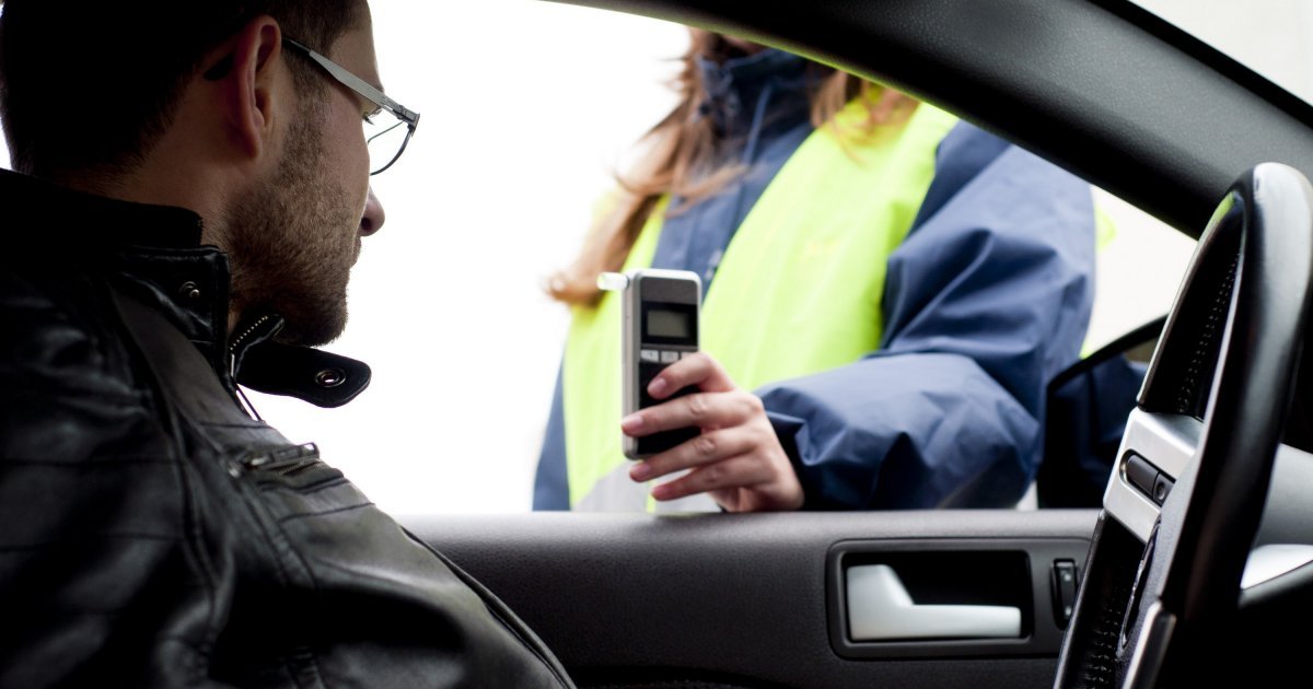 Trešten pijan seo za volan: Vozač u Prokuplju naduvao više od dva promila