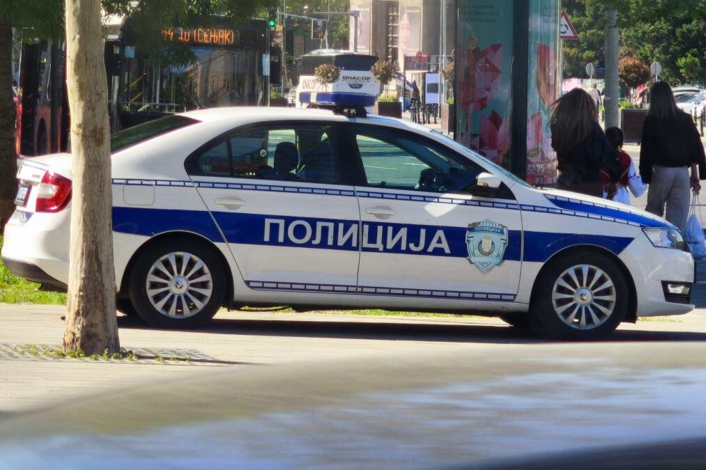 LAGALI LJUDE DA SU LEKARI I DA ČLANU PORODICE TREBA HITNA OPERACIJA! Dva prevaranta uhapšena u Beogradu: Pozovu, kažu da se dogodila saobraćajka, a onda...