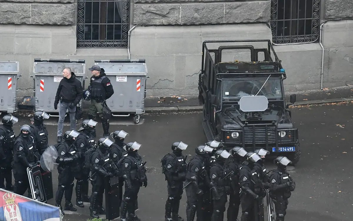 Vučić ponovo priča o zaveri u policiji: Ko je smenjeni komandat i kako je saznao za njegove navodne planove