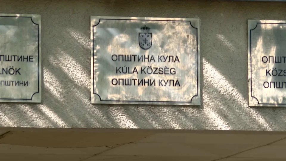 Kula i potraga za odmetnutim glasom: Do predsednika tek posle javnog glasanja, koliko je stabilna vlast SNS-a