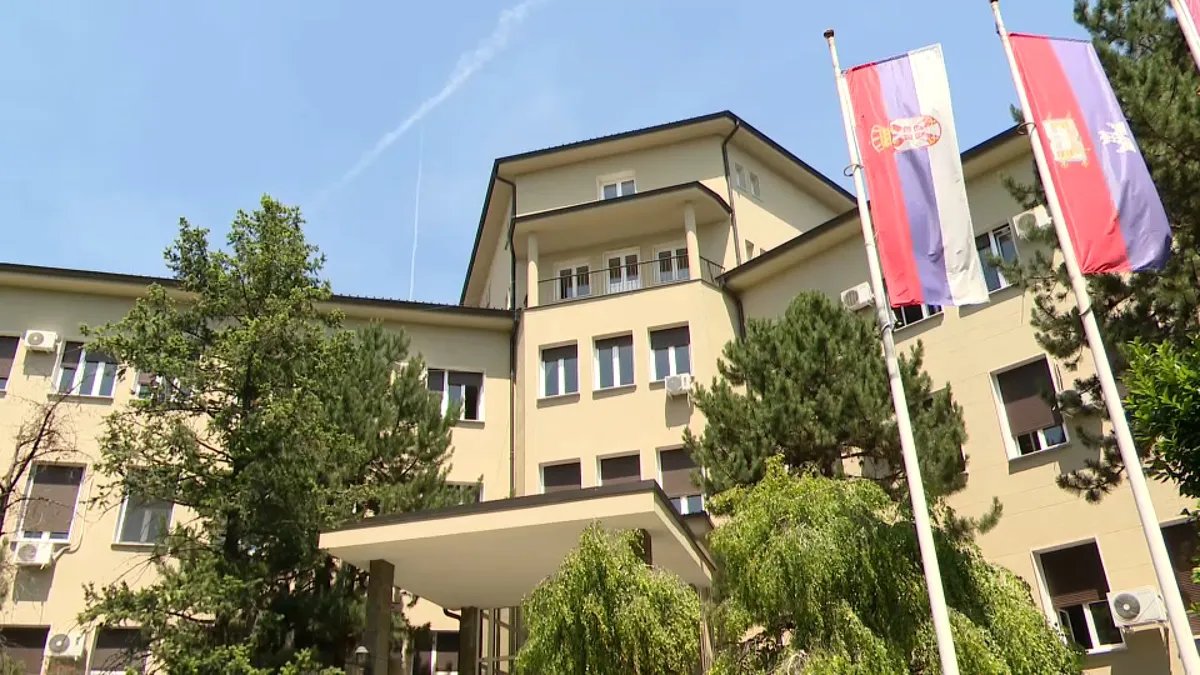 Bura na Medicinskom se ne smiruje: Treći v.d. dekana izabran na onlajn sednici, studentima sporan i izbor novih prodekana