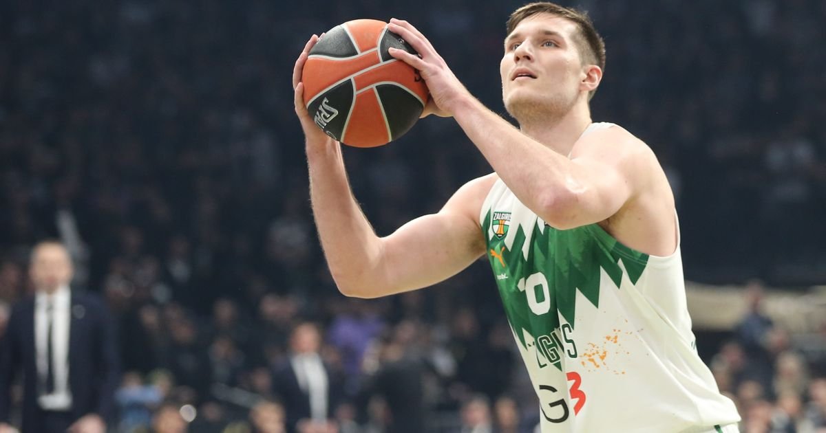 Jedan od najčudesnijih preokreta u istoriji Evrolige, šampion vodio +19, pa izgubio i za sada ostao bez F4