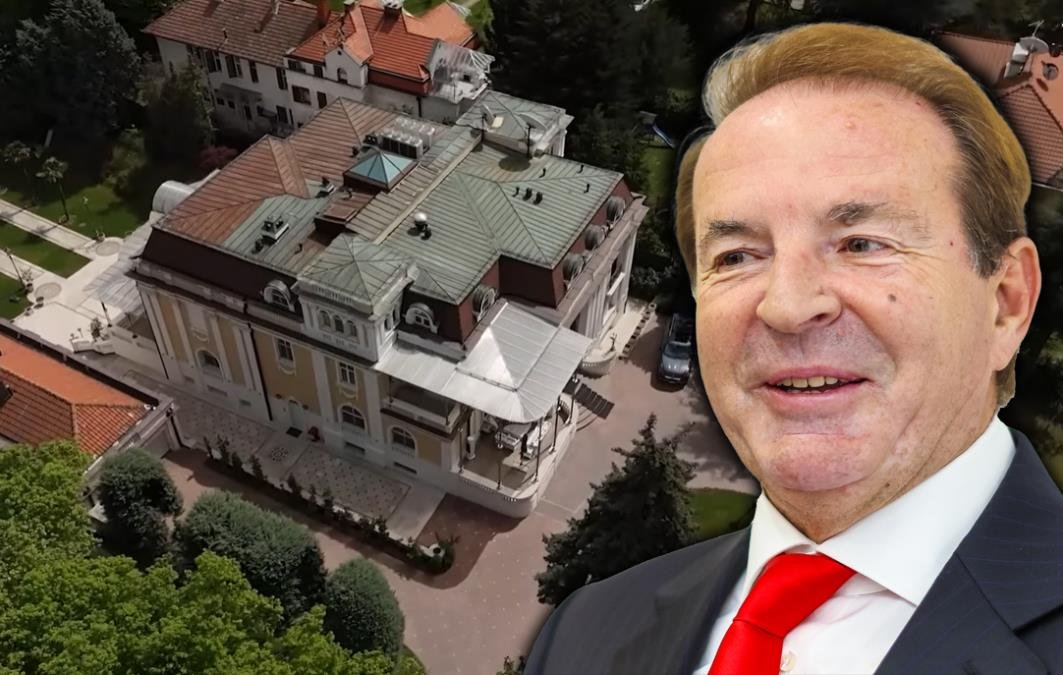 CARSTVO KARIĆA U NAJELITNIJEM NASELJU U BEOGRADU! Pogledajte dvorac Bogoljuba i Milanke, a nasred dvorišta fontana (FOTO)