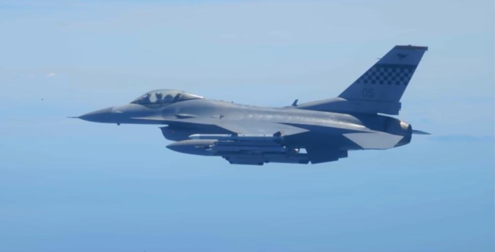 Naše komšije podigle aviione F-16: Nova drama!