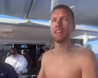 DŽEKO I DRUŽINA IZNAJMILI JAHTU, PA NAPRAVILI ŽURKU ZA PAMĆENJE! Isplivali snimci sa lude proslave, a tek da vidite ko im je bio DJ! /VIDEO/