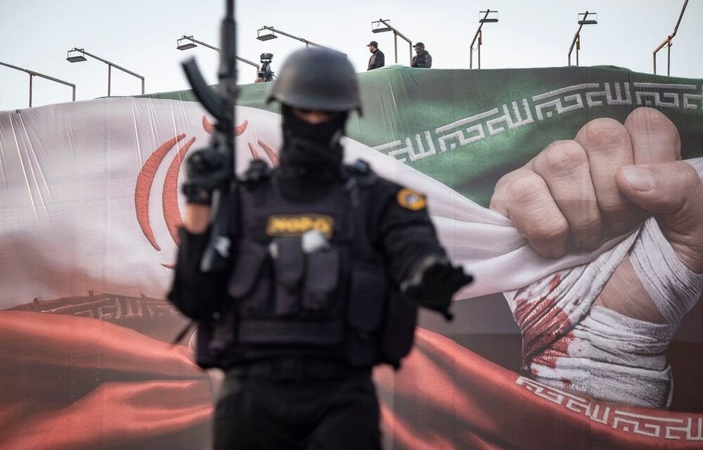 (VIDEO) Iranska revolucionarna garda ispaljuje balističke rakete sa nezaštićene lokacije: Objavljen je novi snimak!