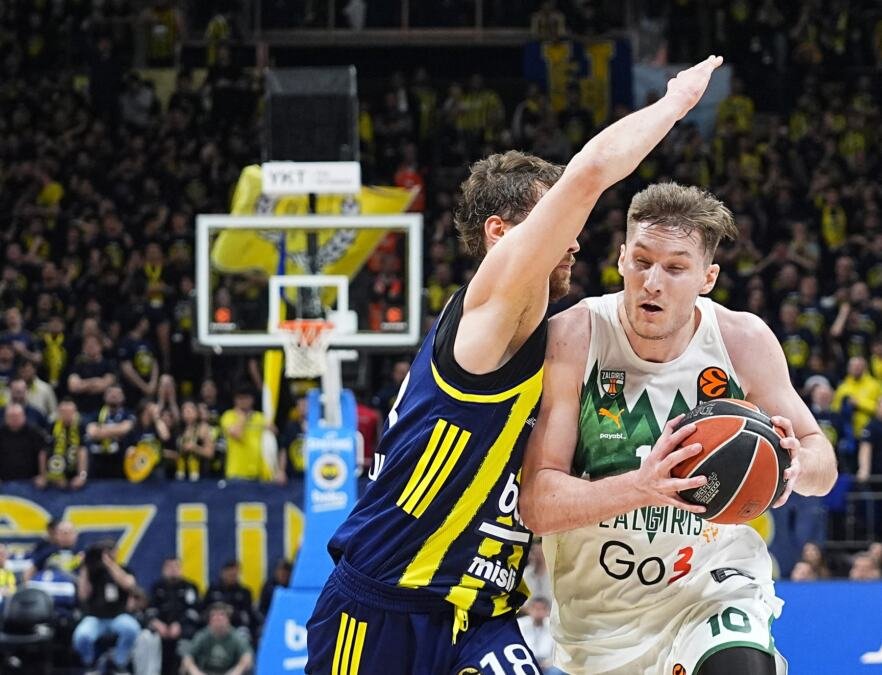 BRUTALNOM PARTIJOM VRATIO ŽALGIRIS U ŽIVOT, PA DOBIO NAGRADU! Tubelis najkorisniji igrač treće utakmice četvrtfinalne serije Evrolige