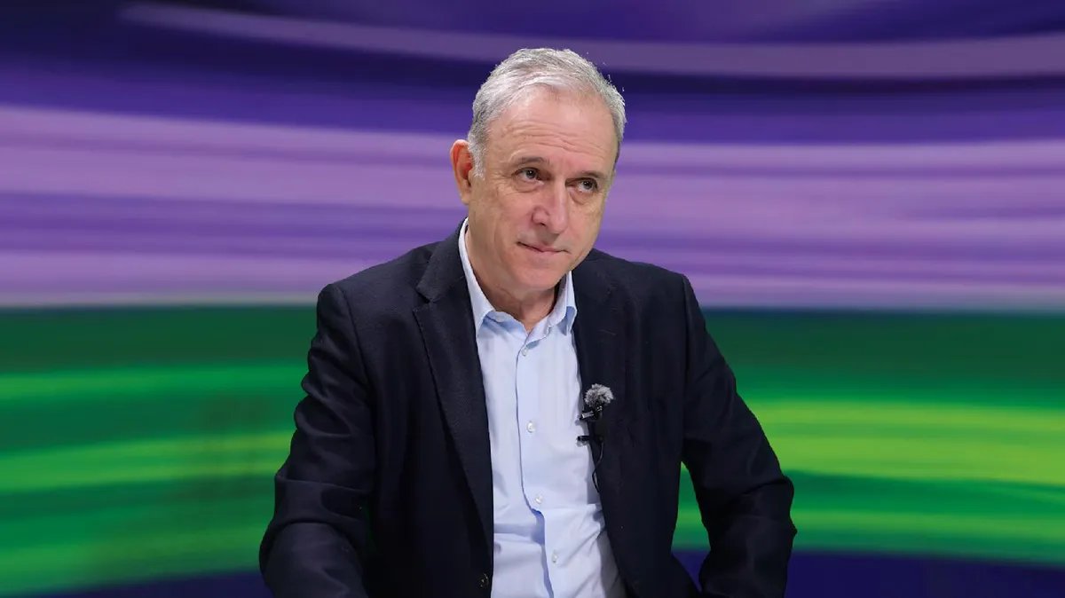"Da je Vučić imao dokaze da mu neko iz policije radi o glavi teško da bi bio kažnjen penzionisanjem"