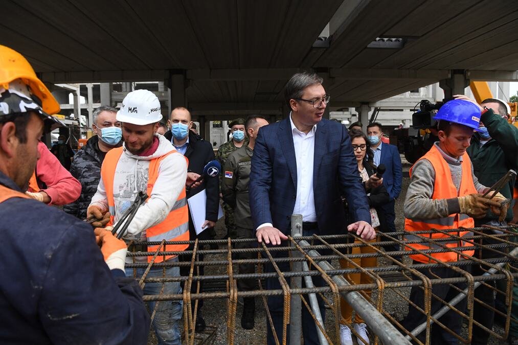 UKLJUČUJUĆI KORIŠĆENJE NUKLEARNE ENERGIJE Vučićeva 4. tačka plana za Srbiju: Sveobuhvatan pristup rešavanju svih energetskih pitanja i problema