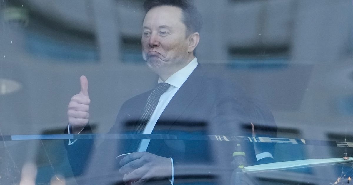 Mask nazvao Antropik "zlim", a sad mu iznajmljuje 220.000 čipova: Šta se desilo između?