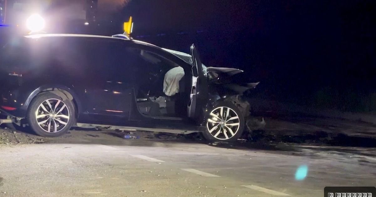 NOVI PAZAR ZANEMEO OD BOLA: Četiri života ugašena u sekundi, grad se oprašta od nastradalih na Dan žalosti