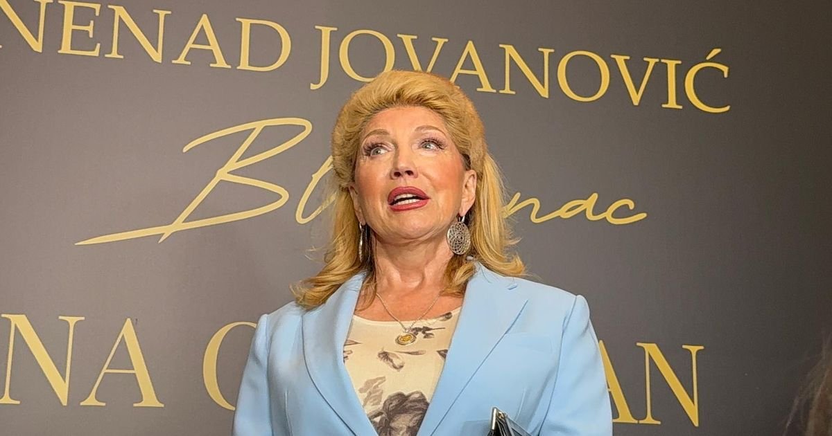 "Sumnjam da bi on hteo sa mnom!" Suzana Mančić o Harisu Džinoviću, pa pomenula zeta: "Solidan je..."