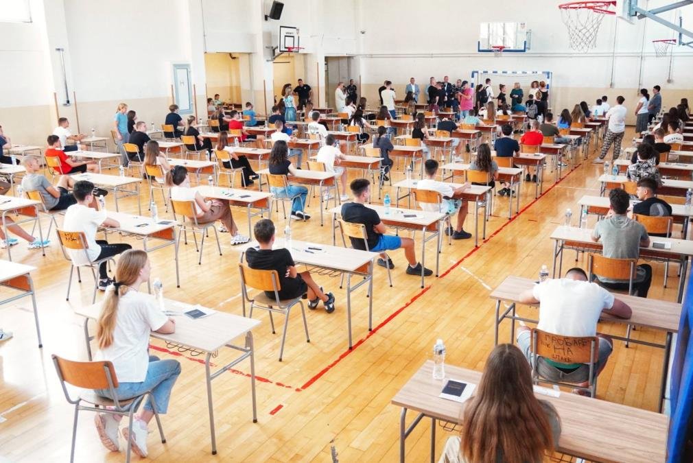 VELIKI USPEH UČENIKA MATEMATIČKE GIMNAZIJE: Srbija osvojila šest medalja na Balkanskoj matematičkoj olimpijadi u Solunu