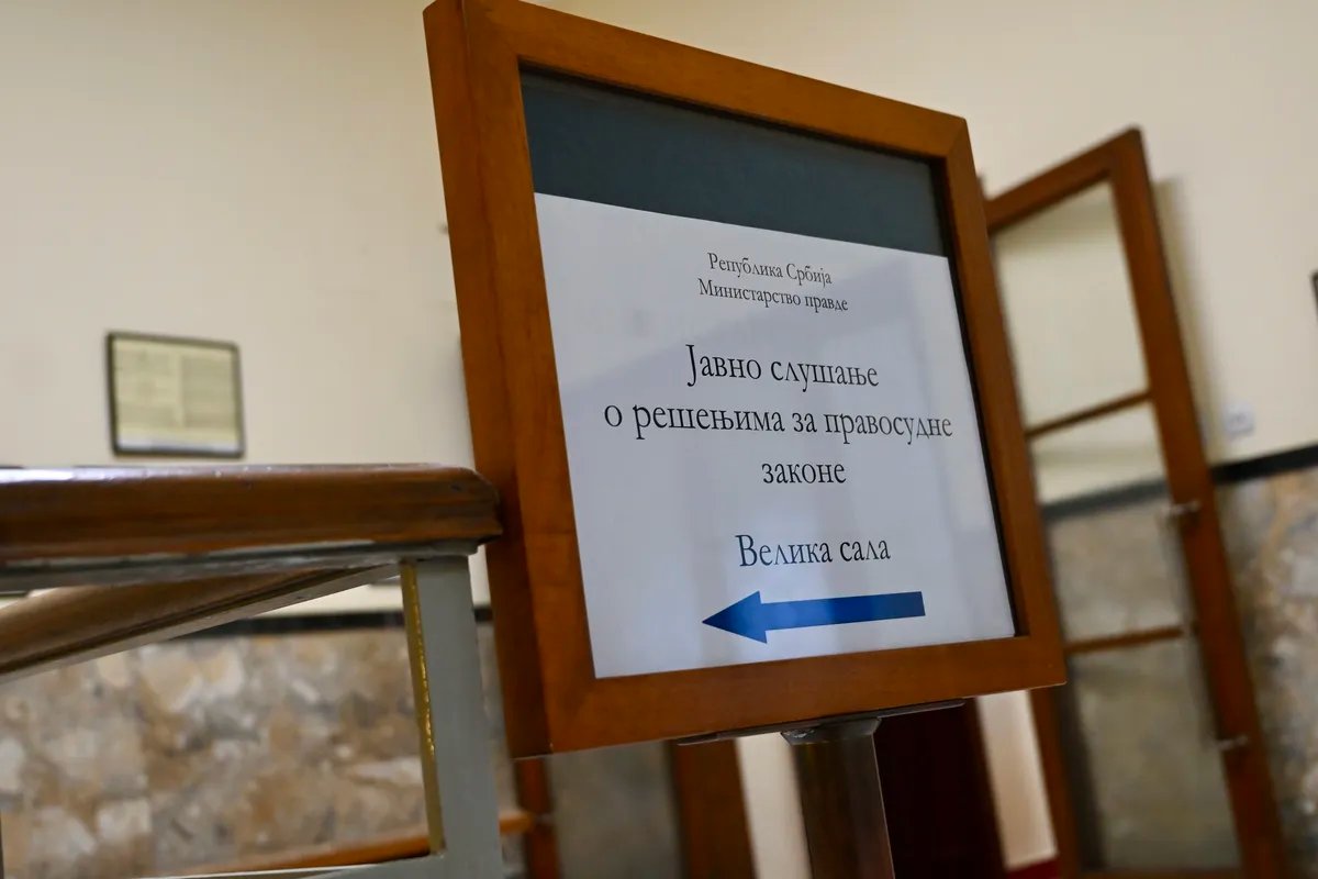 Rasprava o izbornim zakonima u senci novih svađa vlasti i opozicije: Student poručio - mi ćemo biti ti koji će voditi zemlju