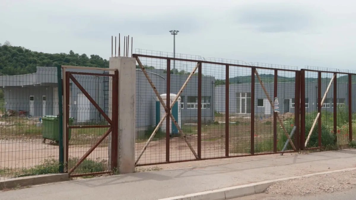 "Deponija neostvarenih naprednjačkih snova": Milioni evra za akva-park u Niškoj Banji čija gradnja nije daleko odmakla