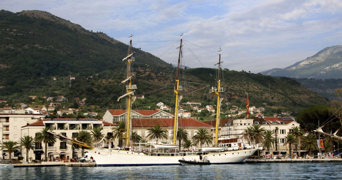 Crnogorci formirali komisiju za brod "Jadran"