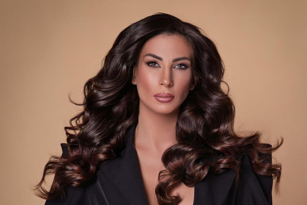 "KADA IMAŠ TALENAT, MOŽEŠ DŽAK NA SEBE DA STAVIŠ" Nadežda Biljić o estradi i koleginicama, poslala snažnu poruku: Plastična hirurgija nije harizma!