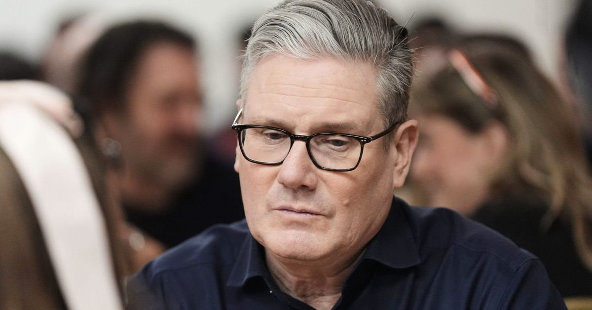 Kir Starmer o izbornim rezultatima: "Boli, ali preuzimam odgovornost"