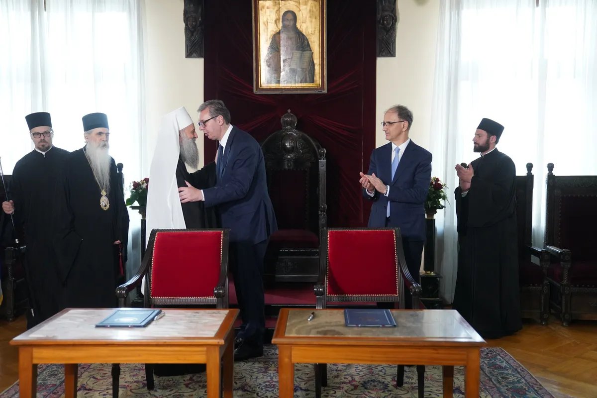 Patriarch, PM sign memorandum on St Sava University
