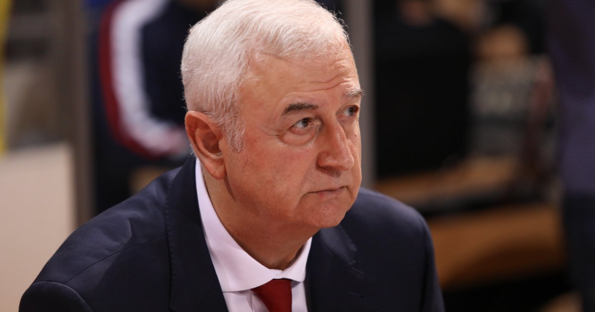 Bivši trener Crvene zvezde proglašen za najboljeg trenera Lige šampiona!