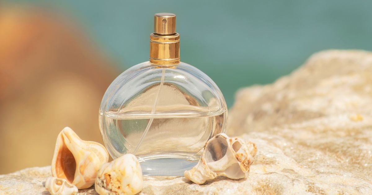 8 parfema koji mirišu na leto i ostavljaju trag gde god da se pojavite: Spremite se za more komplimenata