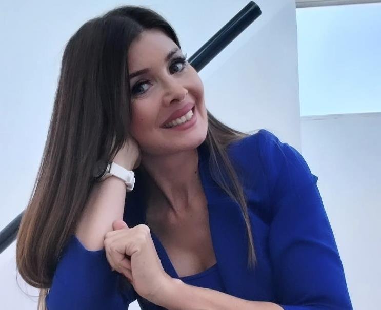 Pesma o hrabrom vrapcu Dživdžanu: Novinarka i pisac Gordana Stijačić za Kurir otkriva kako je vrabac postao simbol Beograda
