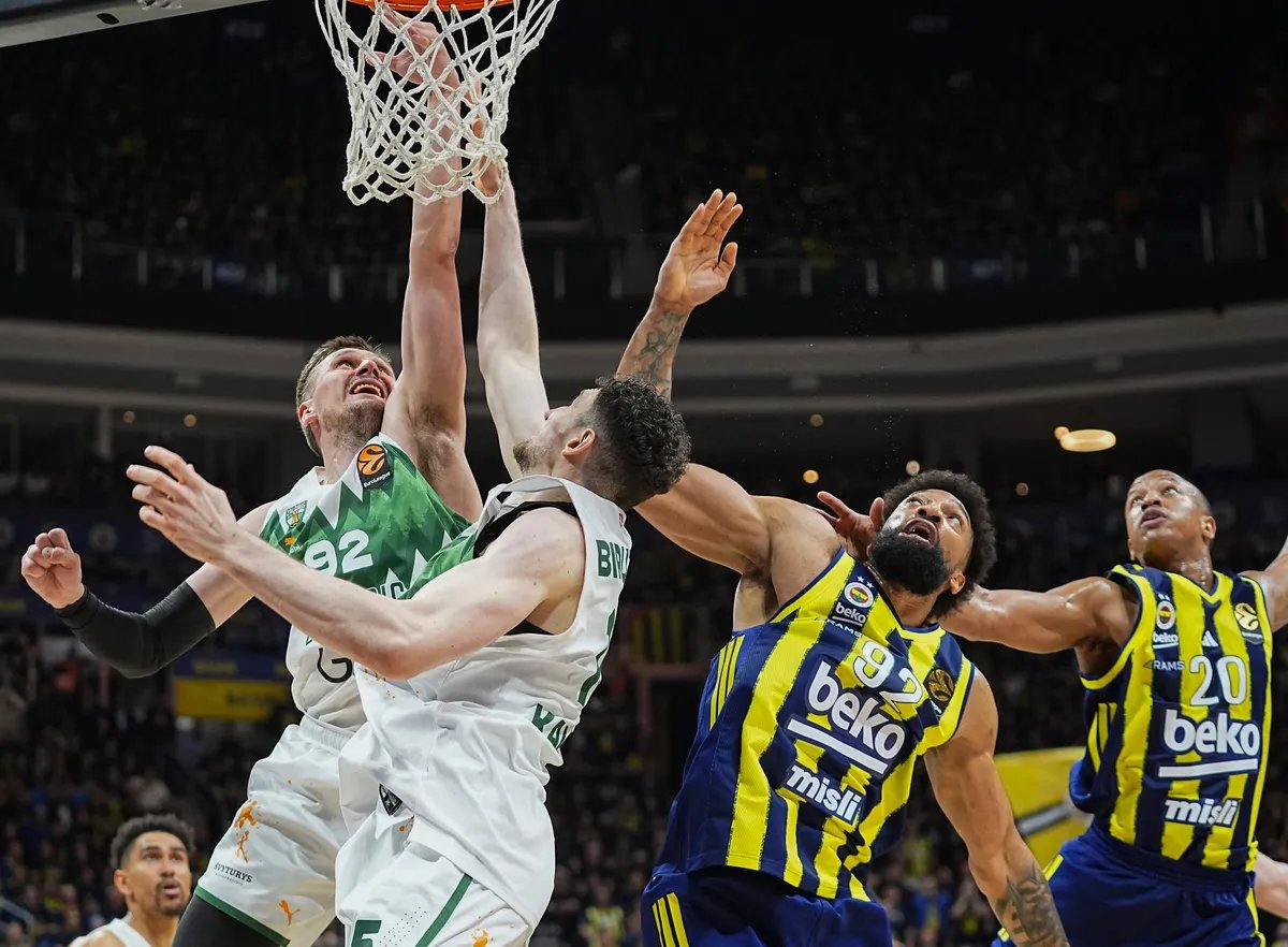 UŽIVO Fenerbahče sjajno krenuo u paklu Kaunasa