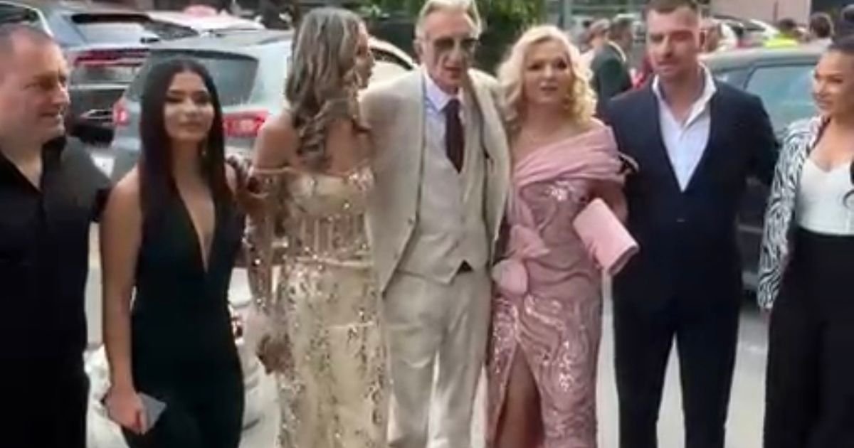 Gala slavlje Mirka Kodić u luks hotelu: Ćerki slavi punoletstvo, stigli kumovi: “Večeras ne pevamo”