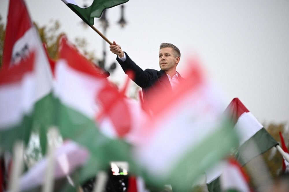 Sutra će zvanično biti okončana 16- godišnja vladavina Viktora Orbana! Peter Mađar preuzima vlast