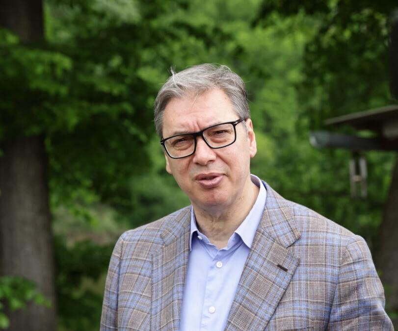 "DANAS JE SRBIJA USPEŠNA ZEMLJA" Vučić: MOL će morati da drži otvorenom Rafineriju u Pančevu ako hoće da kupi NIS