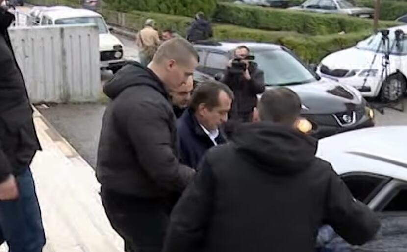 SASLUŠAN SAŠA ČAĐENOVIĆ! Suspendovanom specijalnom tužiocu određeno zadržavanje do 72 sata