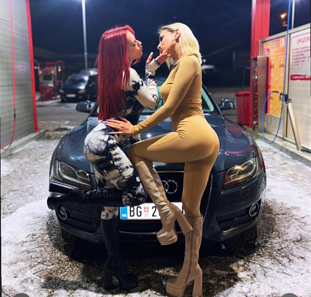VERILA SE MATORINA BIVŠA DEVOJKA: Stefani pokazala ISTETOVIRANOG MACANA, pa iznela SVU INTIMU U JAVNOST (FOTO)