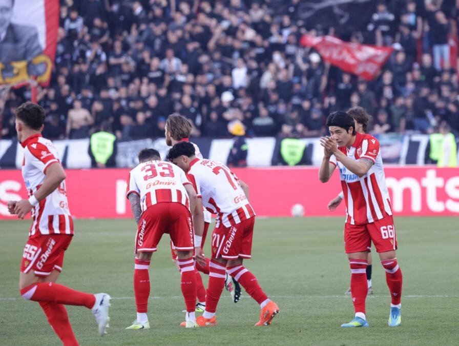 CRVENA ZVEZSDA - NOVI PAZAR: Crveno-beli dočekuju Lalatovićev tim na Marakani