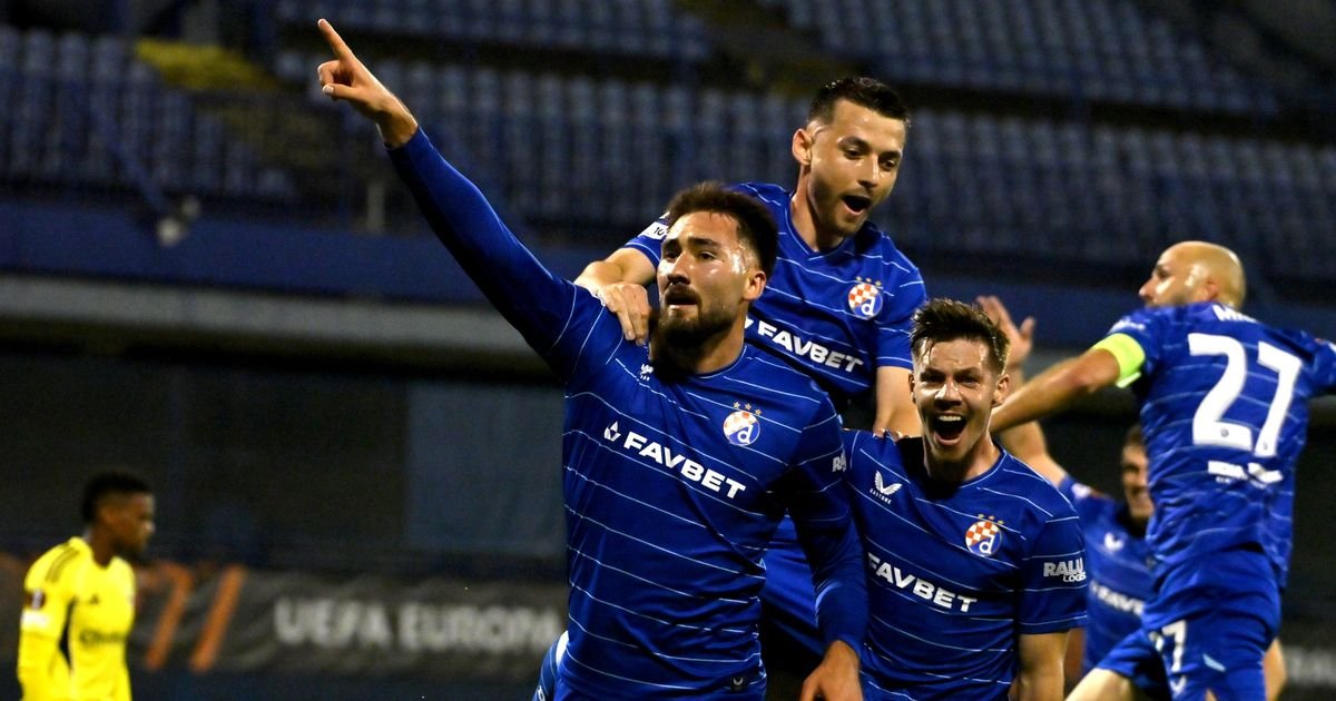 Baklje, požari, ludilo..: Dinamo u "vječnom derbiju" pokazao Hajduku da je hiljadama milja daleko
