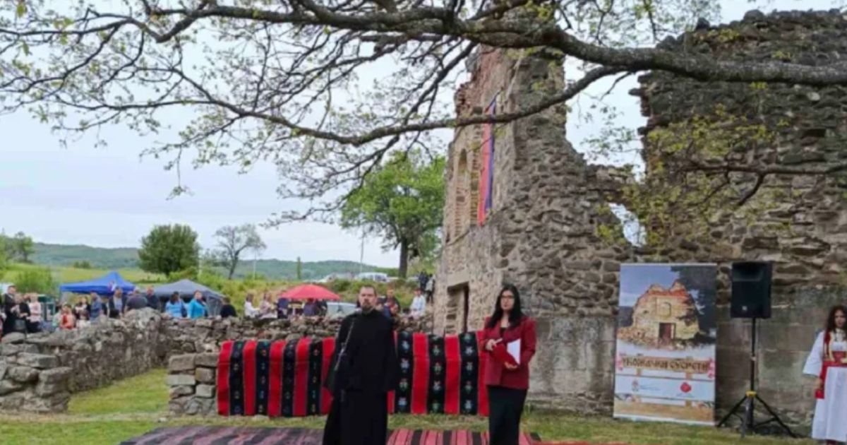 Održan prvi sabor na temeljima manastira Ubožac u Kosovskoj Kamenici