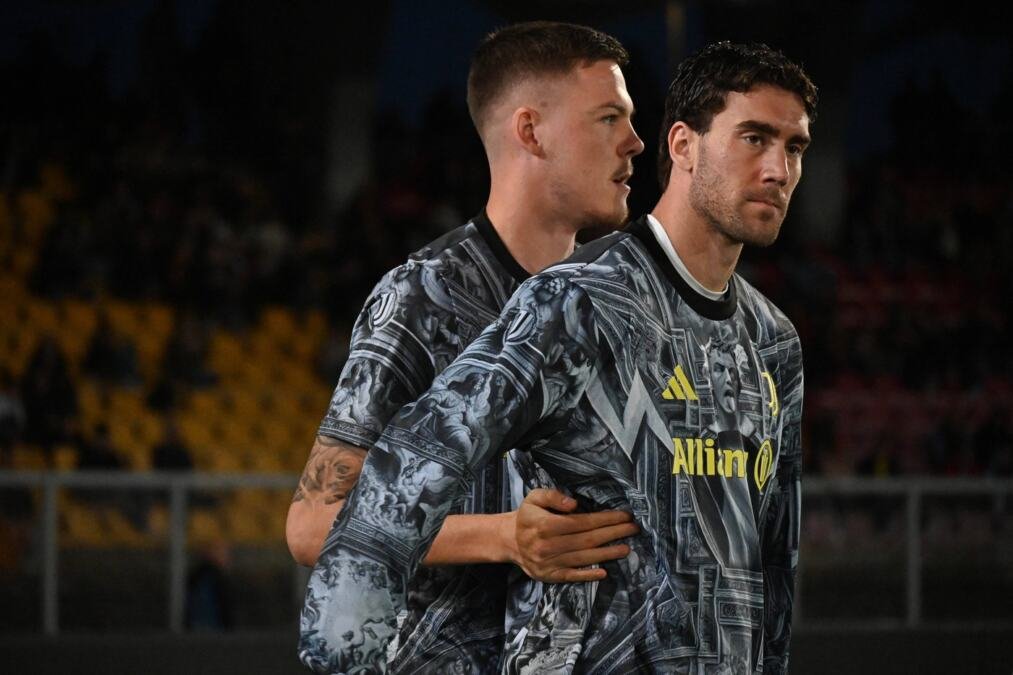 VLAHOVIĆ ESKPRES ŠOKIRAO SVE : Dušan Silni postigao gol posle samo deset sekundi!
