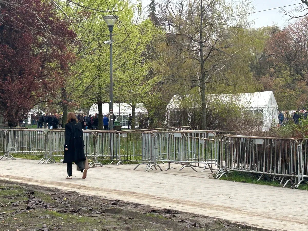 U Pionirskom parku skup "Srbija pobeđuje", ulazak samo sa ulaznicama