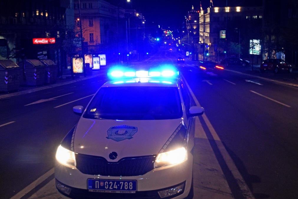 ZAJEDNO SA SINOM PUCAO NA BRATA Detalji oružane drame u Novom Pazaru: Otkriven mogući motiv, policijske patrole zatvorile ulicu