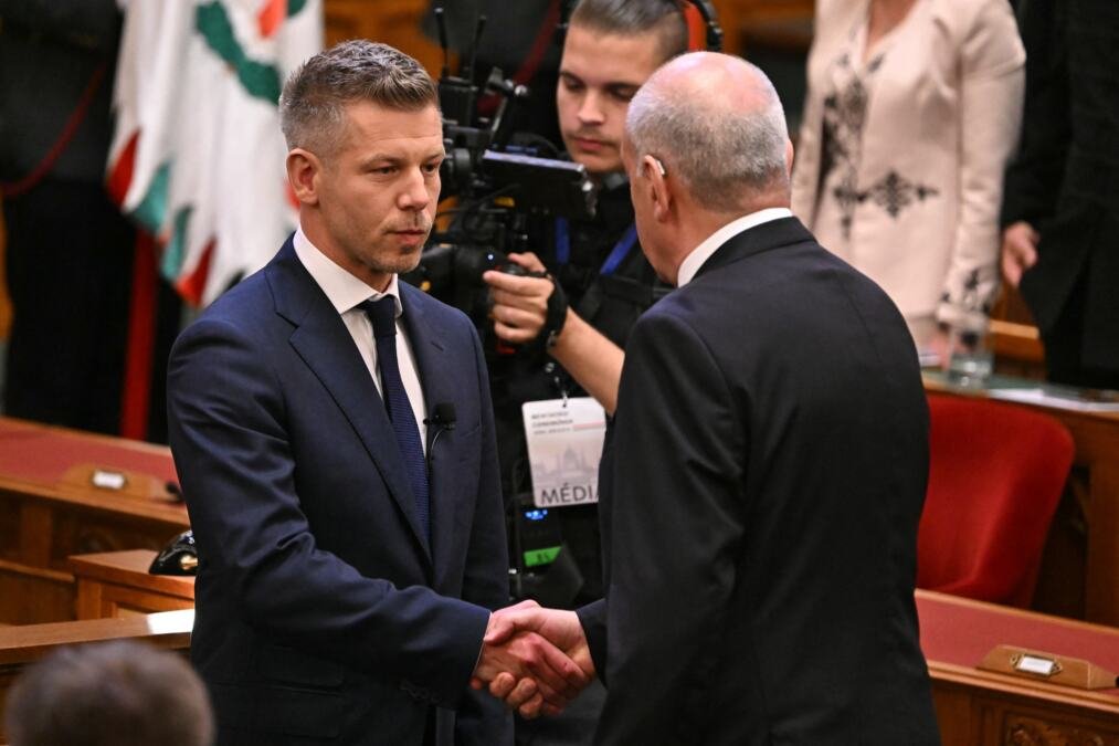 "A SADA, ŠUJOK NEKA PODNESE OSTAVKU!" Novi premijer Mađarske se suprotstavio predsedniku