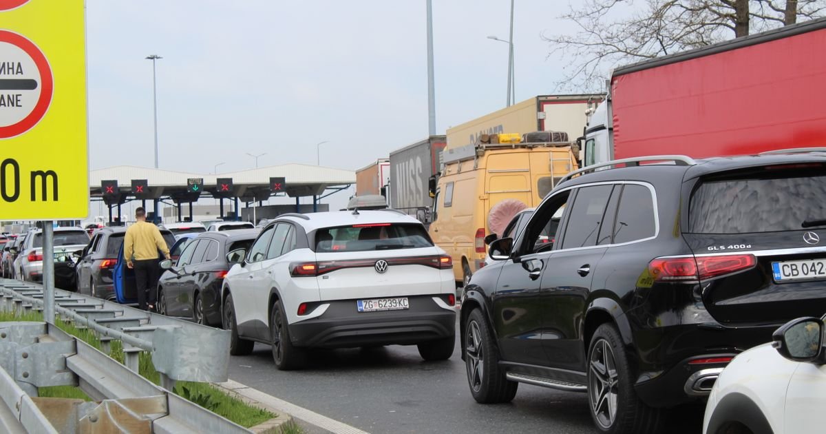 Novi sistem ulaska u EU stvorio kilometarske kolone: Ljudi masovno izlaze iz automobila