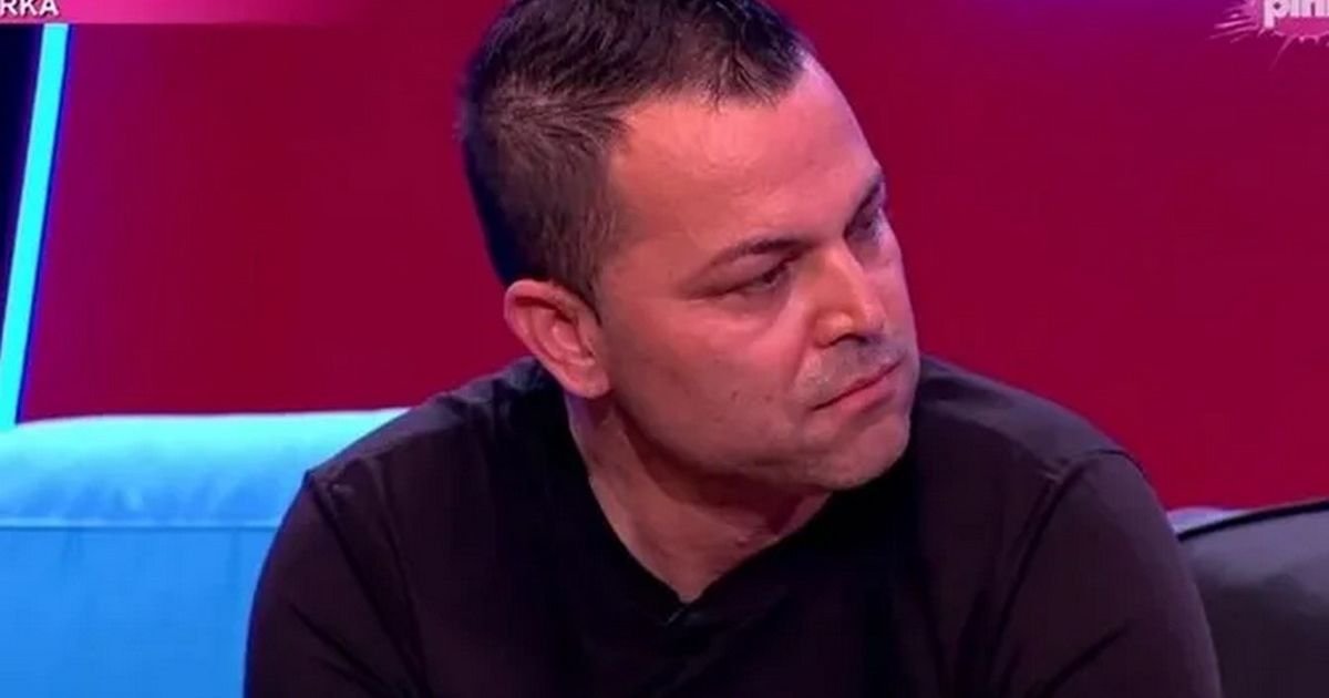 "Ubicću te, mnogo pitaš" Pevač javno otkrio da je varao ženu, pa sad pobesneo: "Hoćeš da mi rasturiš brak"