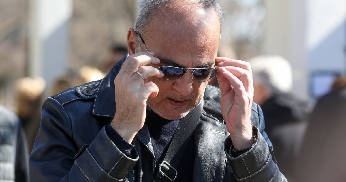 Aca Ilić prodao porodičnu kuću, komšije otkrile istinu o pevaču: "Teško mu je to palo..."