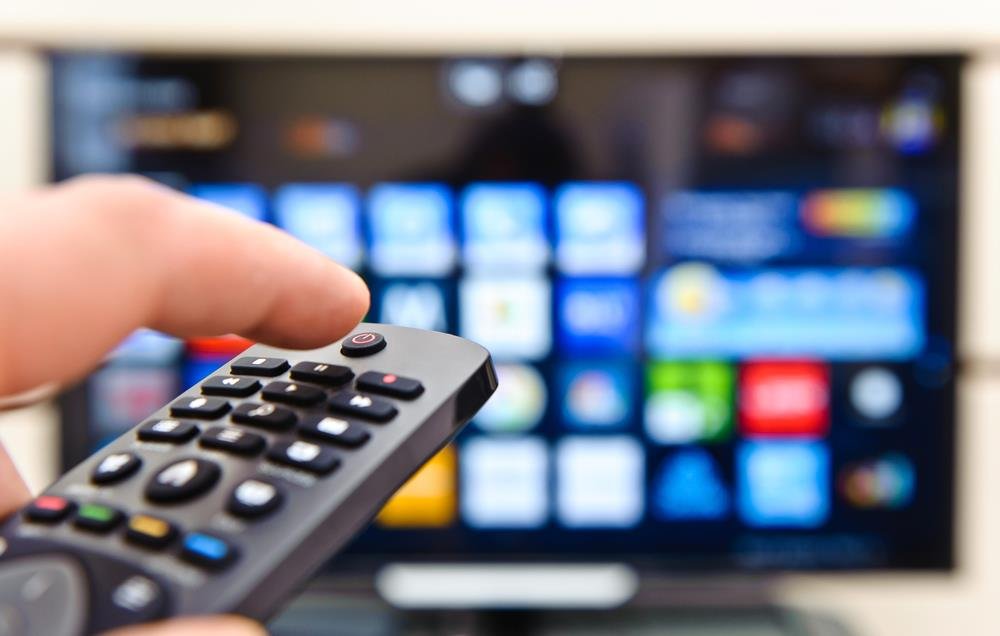 Imaćete osećaj kao da ste u bioskopu: Evo kako da vam zvuk na TV-u bude duplo bolji