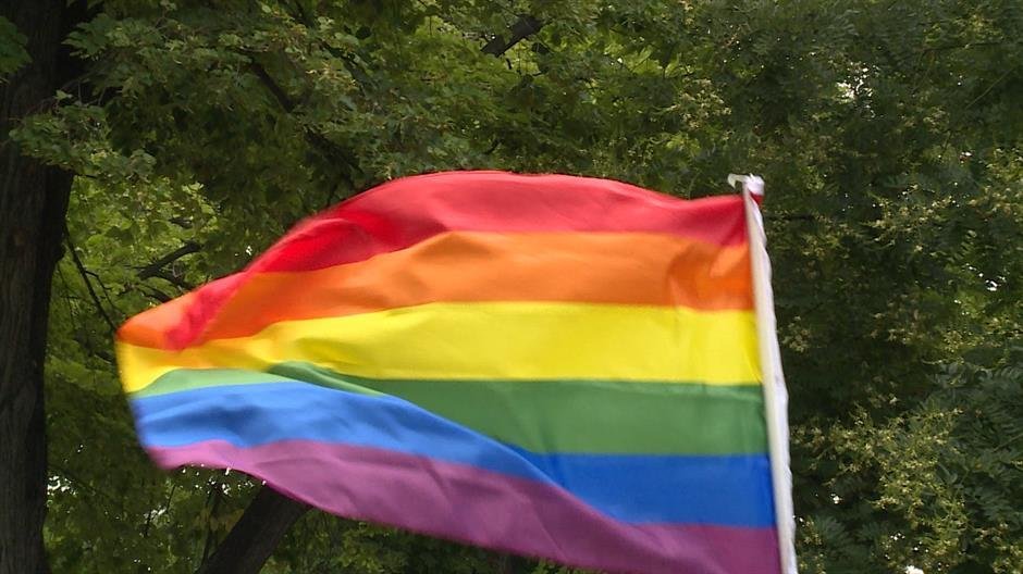 Udruženje: Tri osobe upale u LGBT+ klub u Beogradu i aktivirale suzavac