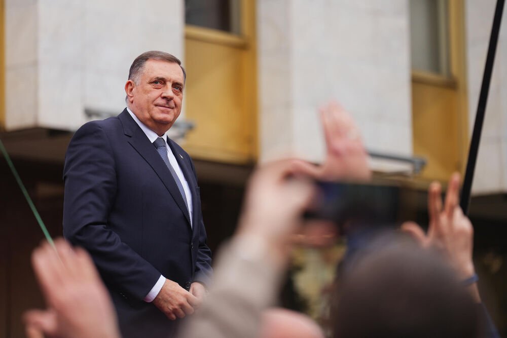 "MNOGO JE ZLA POKUŠAO DA NAPRAVI" Dodik se oglasio o odlasku Šmita - "SVOJIM DELOVANJEM POTVRDIO SAMO JEDNO..."